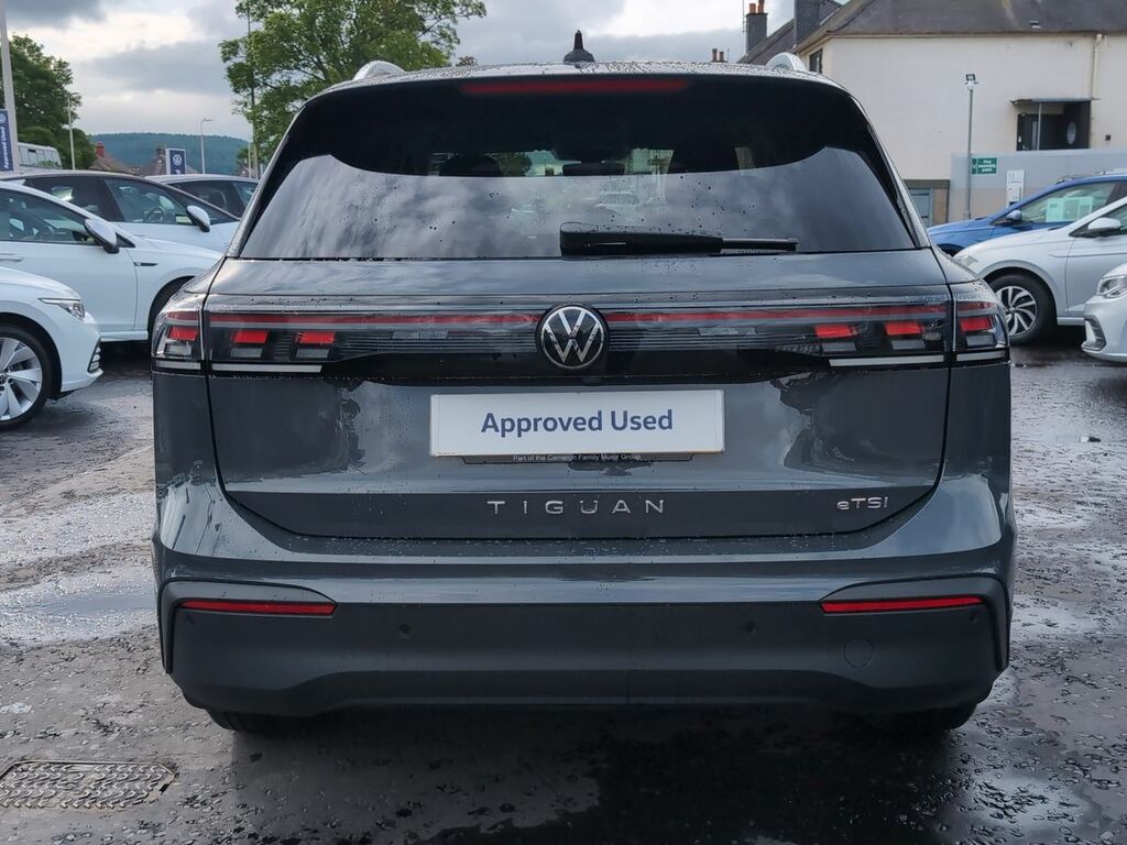 Volkswagen Tiguan 2.0 Tdi Match Dsg  #8