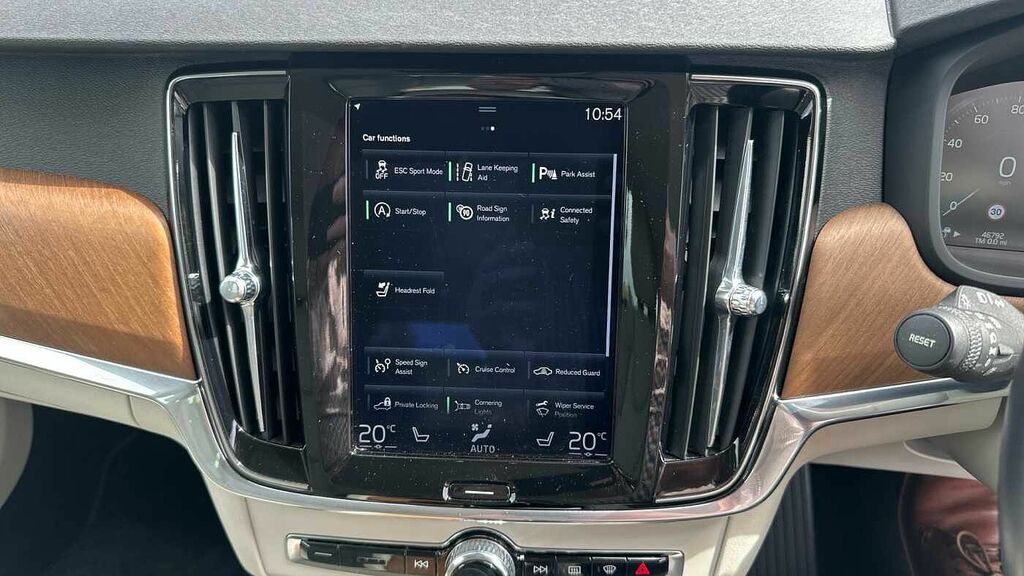 Volvo V90 D2 R-design Nav Plus White #12