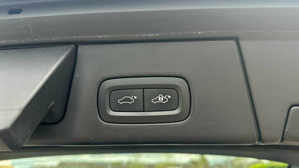 Volvo V90 D2 R-design Nav Plus White #29