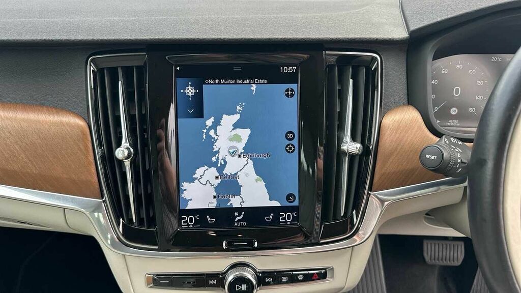 Volvo V90 D2 R-design Nav Plus White #15