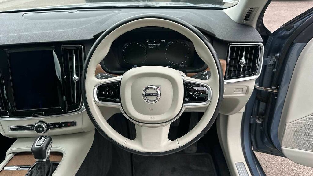Volvo V90 D2 R-design Nav Plus White #10