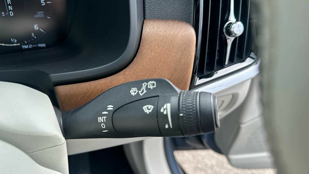 Volvo V90 D2 R-design Nav Plus White #19