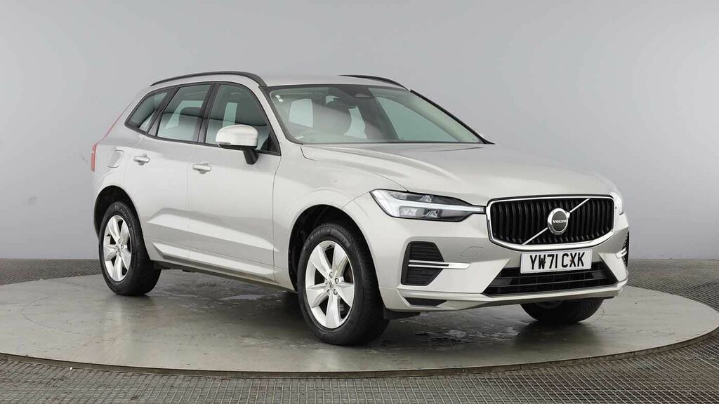 Volvo XC60 Momentum, B4 Awd Mild Hybrid Silver