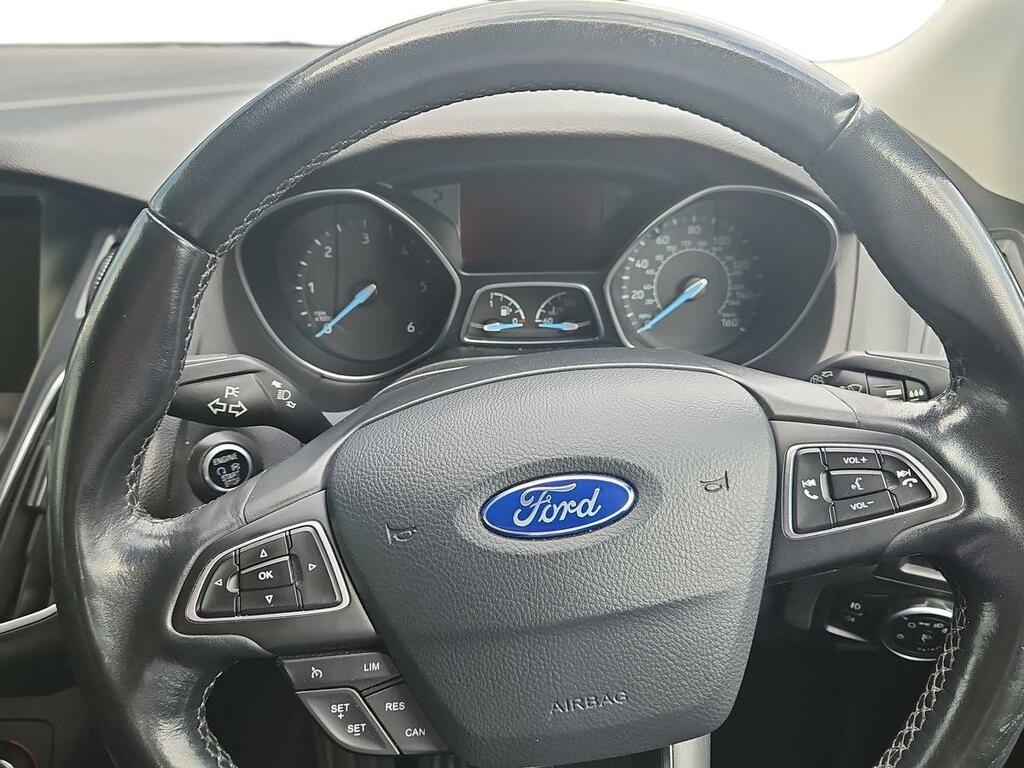 Ford Focus Zetec Tdci Silver #13