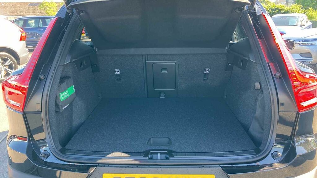 Volvo XC40 Xc40 Core B3 Mhev Grey #18