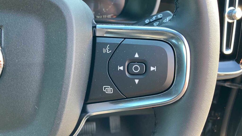 Volvo XC40 Xc40 Core B3 Mhev Grey #20