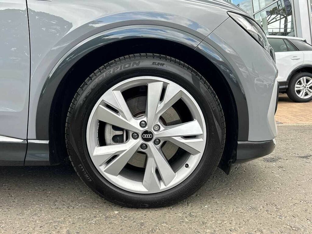 Audi Q4 E Tron Q4 S Line 40 E-tron 150,00 Kw AV23MFA Grey #5