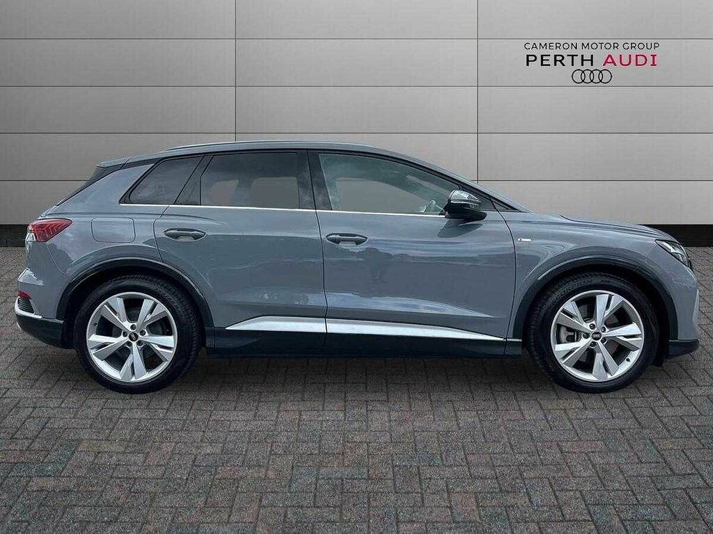 Audi Q4 E Tron Q4 S Line 40 E-tron 150,00 Kw AV23MFA Grey #4