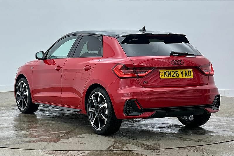 Audi A1 Black Edition 35 Tfsi 150 Ps S Tronic KN26VAO Red #3