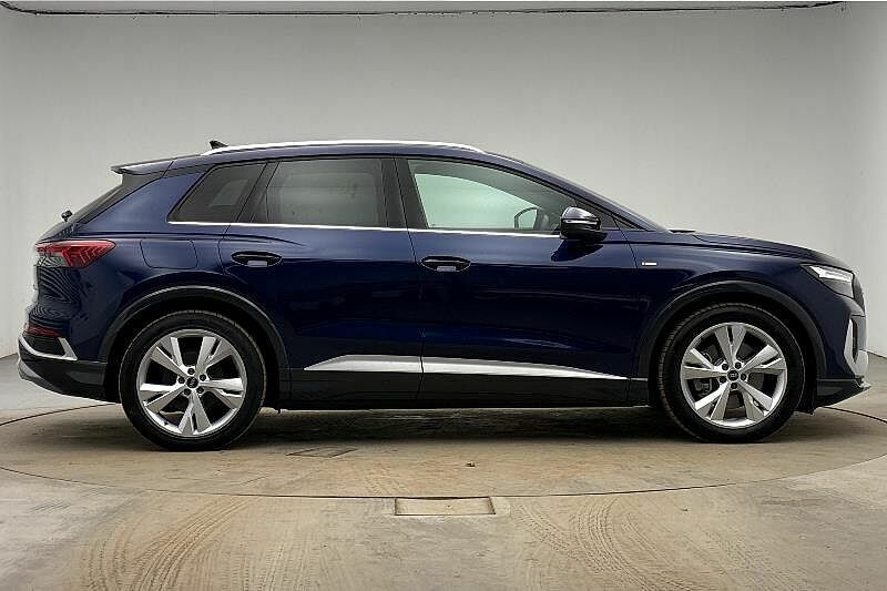 Audi Q4 E Tron Q4 S Line 45 E-tron 210,00 Kw KP75XEY Blue #4