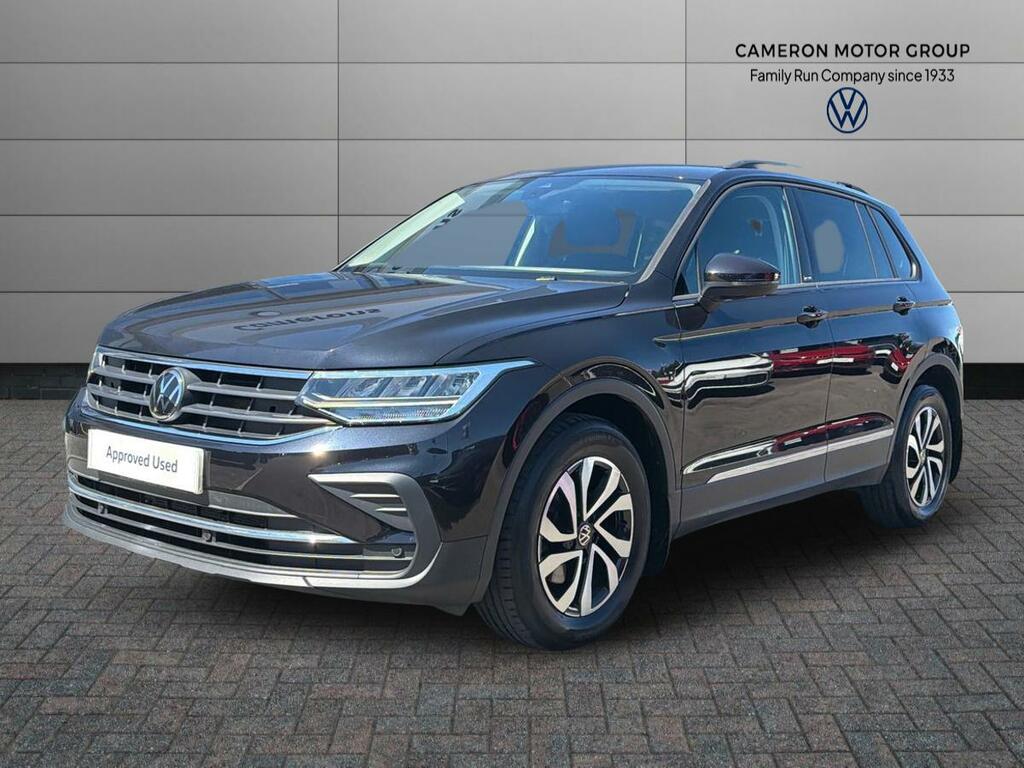 Volkswagen Tiguan 2.0 Tdi Active Black #5