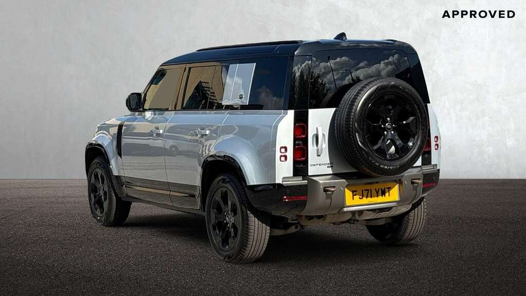 Land Rover Defender 110 3.0 D300 X-dynamic Hse 110 7 Seat 2021 FJ71YWT Silver #2