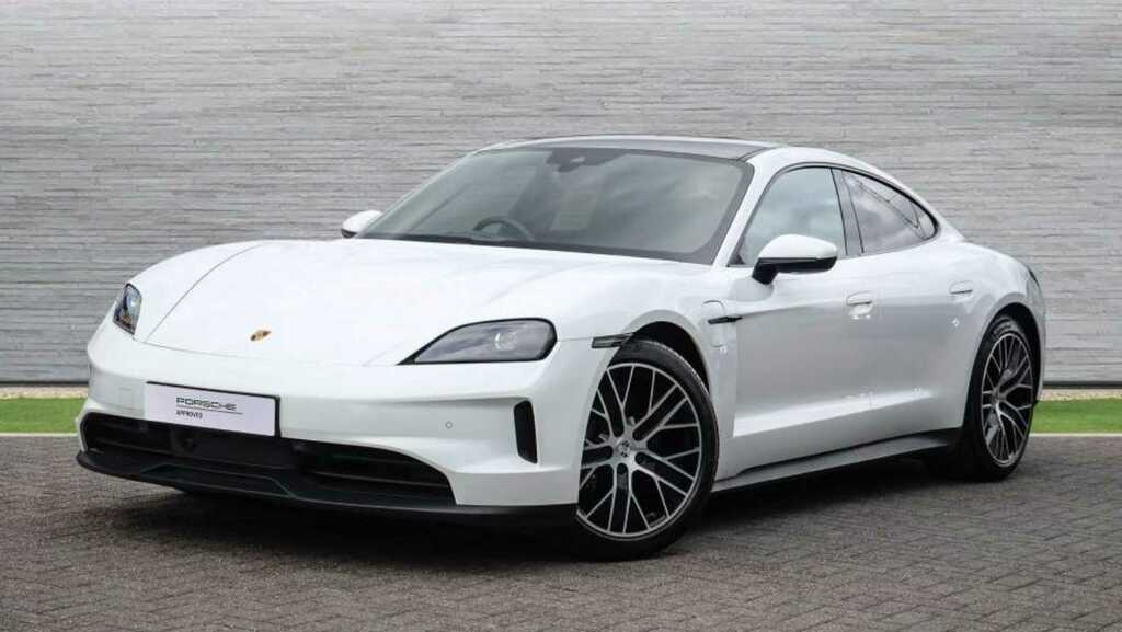 Porsche Taycan 2026 2025 BG75AEK White #2