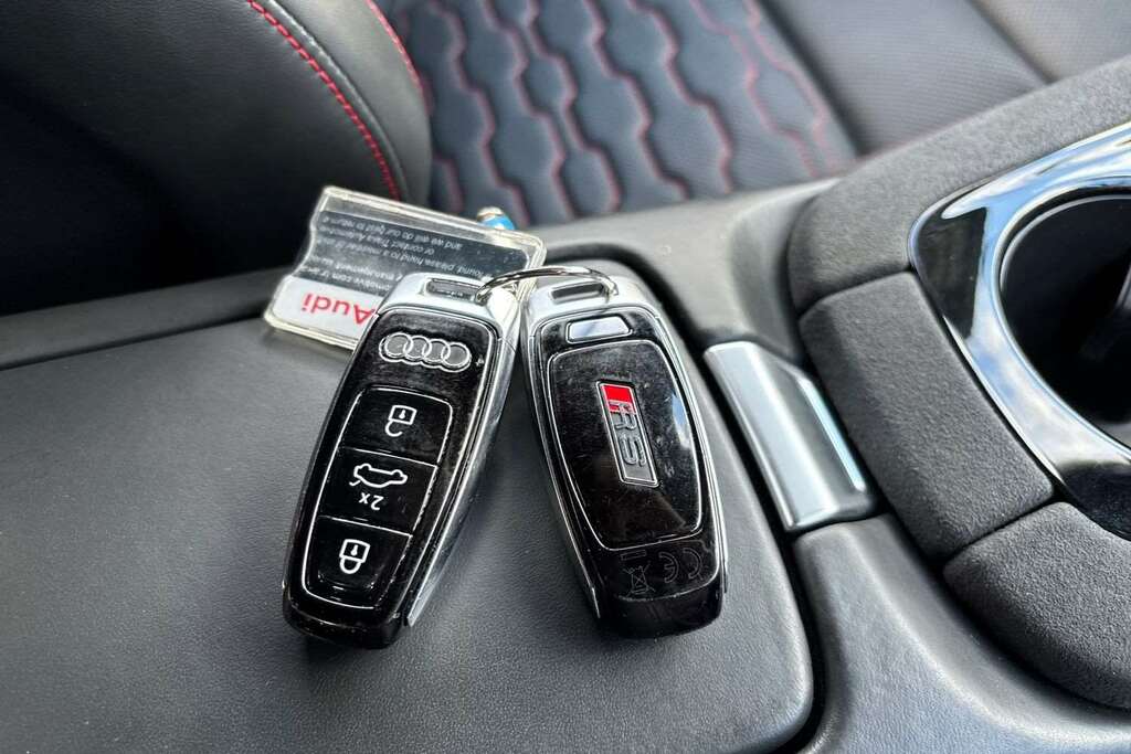 Audi Rs E-Tron Gt 475Kw Quattro 93Kwh Carbon Vorsprung 2021 LR71MRY Silver #4