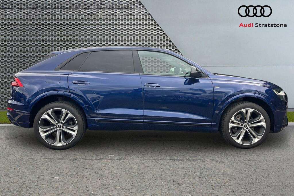 Audi Q8 55 Tfsi Quattro Black Edition Tiptronic 2022 KS22CPU  #4