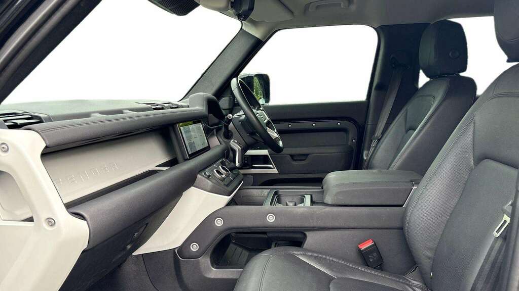 Land Rover Defender 110 3.0 P400 Xs Edition 110 2022 Black #3