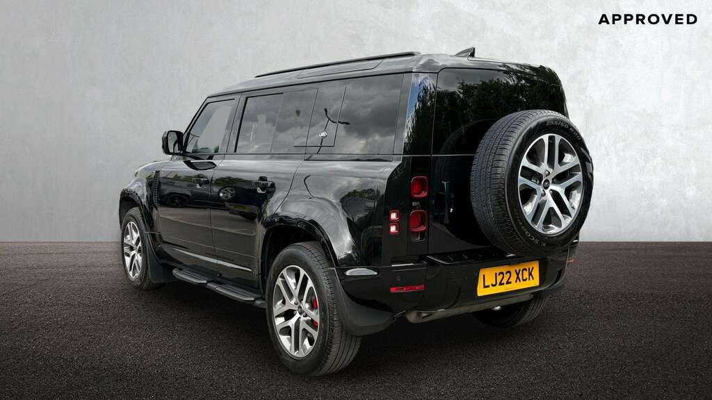 Land Rover Defender 110 3.0 P400 Xs Edition 110 2022 Black #2