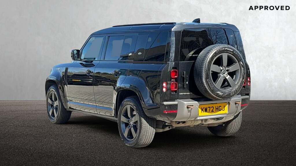Land Rover Defender 110 3.0 D300 X-dynamic Hse 110 7 Seat 2023 Black