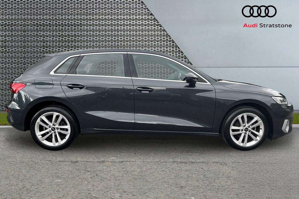 Audi A3 35 Tfsi Sport 2024 DW24HHL Grey #4