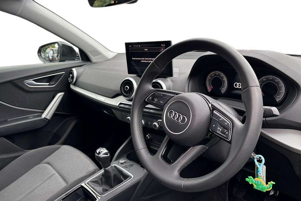 Audi Q2 35 Tfsi Sport 2025 DA75UGF Black #3