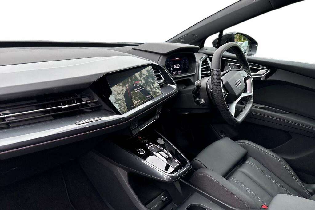 Audi Q4 E Tron 210Kw 45 82Kwh Black Edition 2026 MF26CTO Blue #2