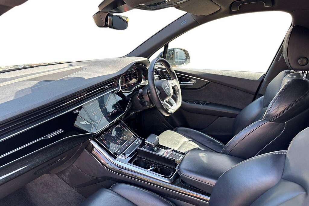 Audi Q7 55 Tfsi Quattro Black Edition Tiptronic 2022 GX22XVO Grey #2