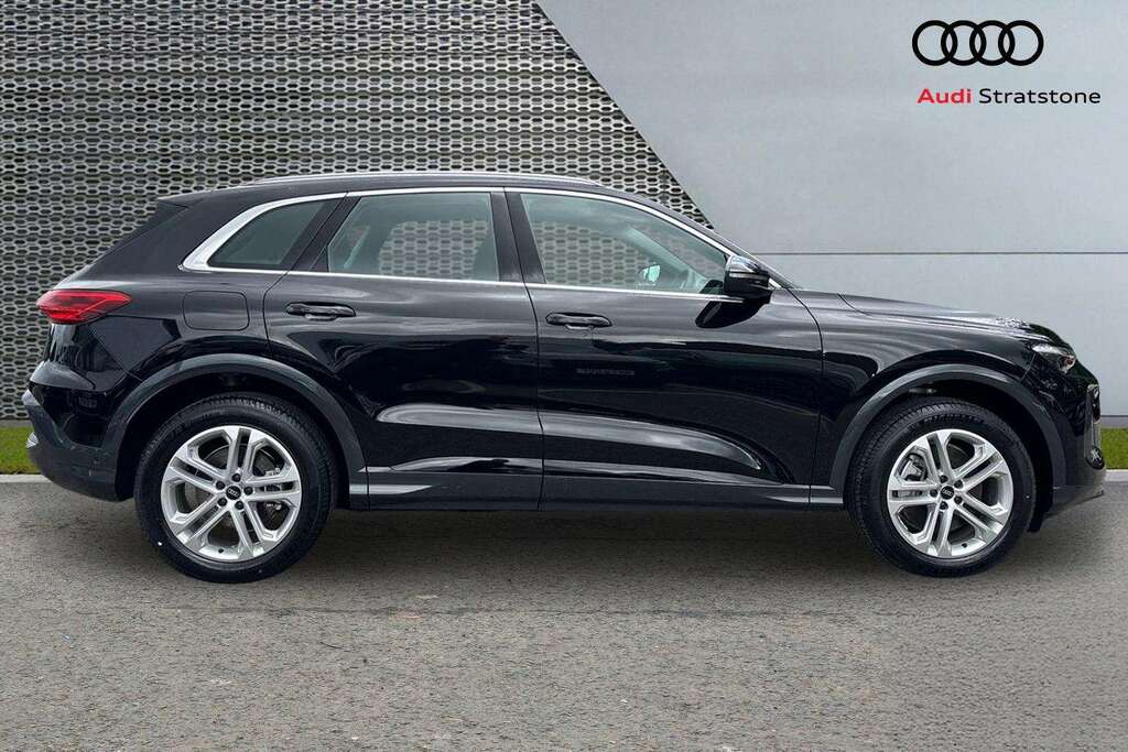 Audi Q5 2.0 Tdi Quattro Sport S Tronic 2026 MT26OWA Black #4