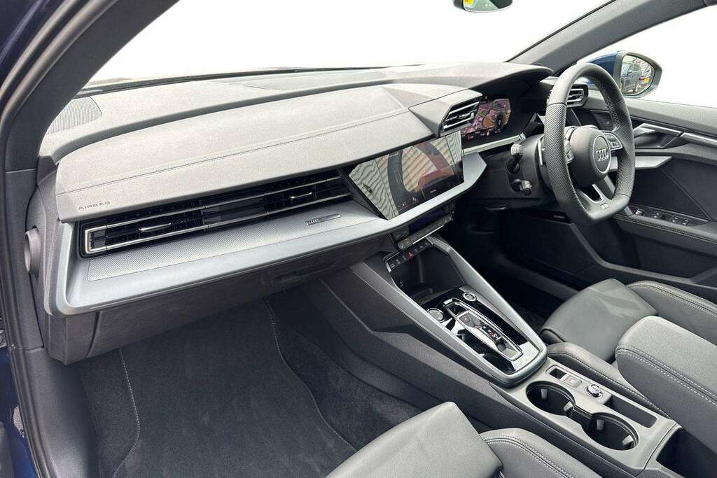 Audi A3 1.5 Tfsi 150 S Line S Tronic 2025 BP75OAC Blue #2