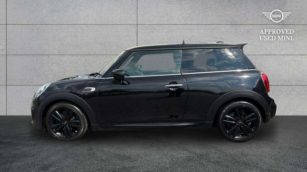 Mini Hatch 1.5 Cooper Sport II 2019 GK69ZNL Black #2