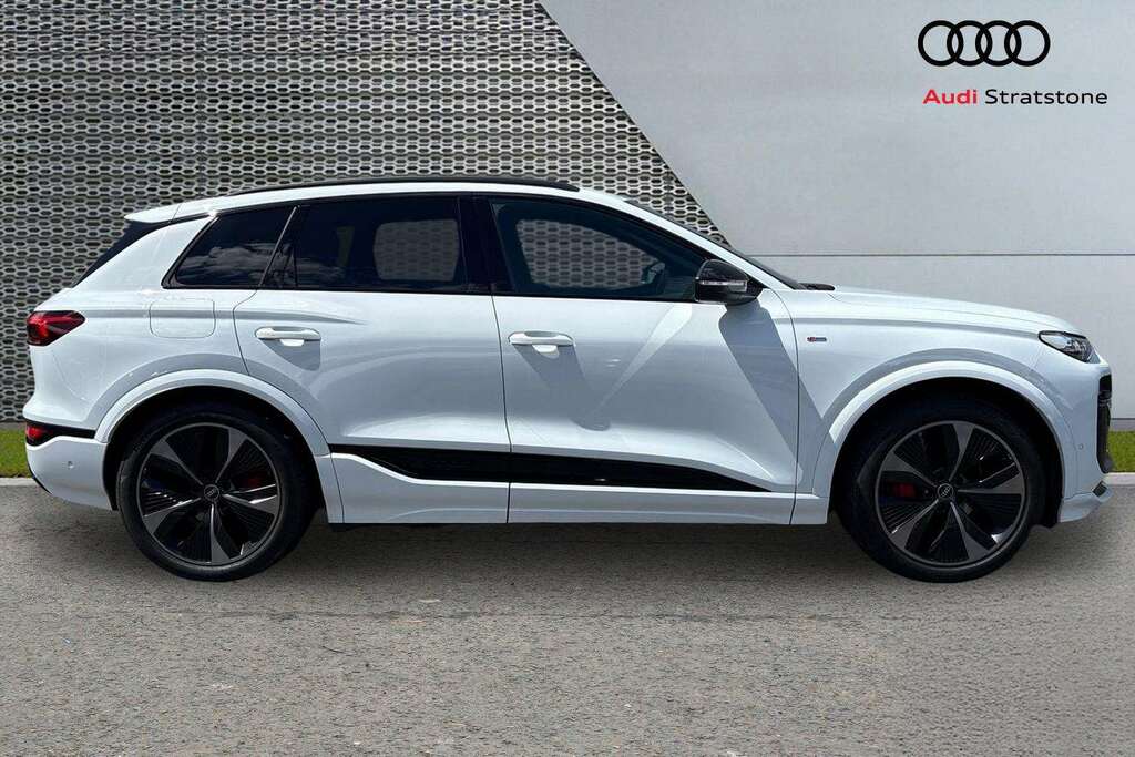 Audi Q6 E-Tron 225Kw Performance 100Kwh Edition 1 2025 White #4