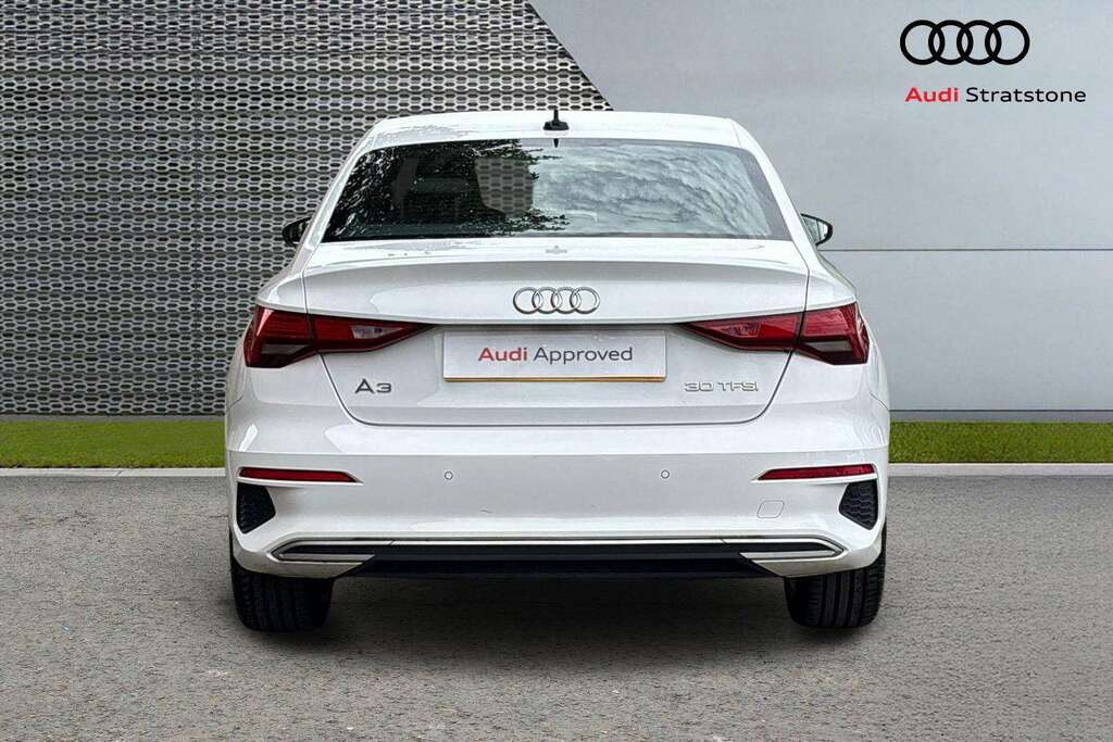Audi A3 30 Tfsi Sport S Tronic 2024 BK24KDU White #6