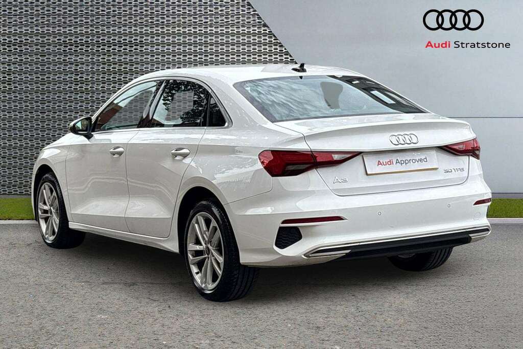 Audi A3 30 Tfsi Sport S Tronic 2024 BK24KDU White #3