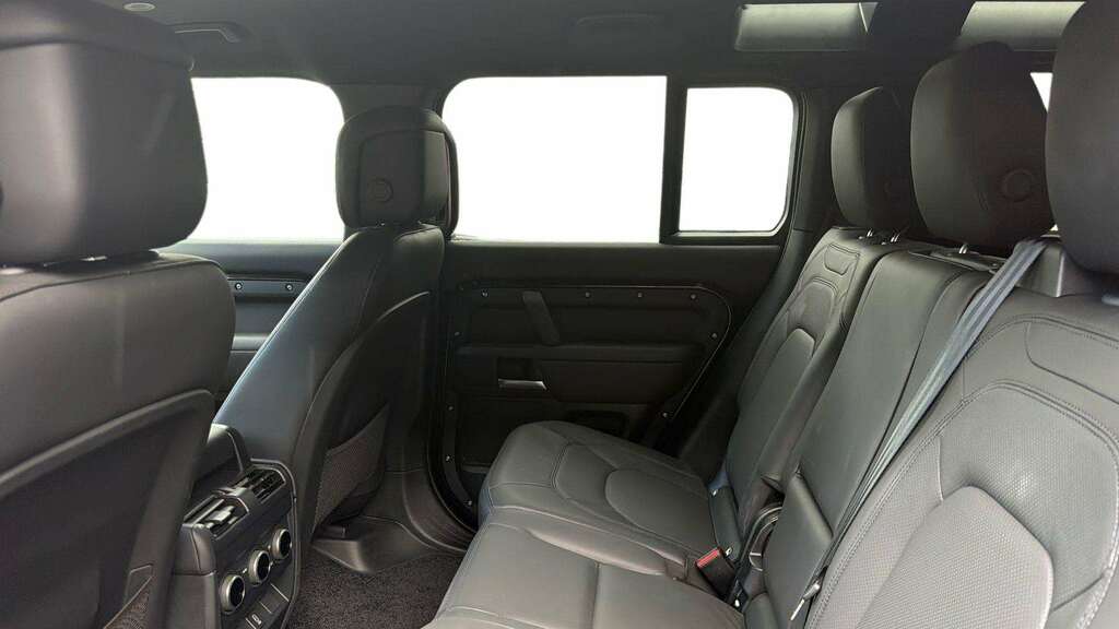 Land Rover Defender 110 3.0 D350 X-dynamic Se 110 7 Seat 2026 BT75TNZ Black #2