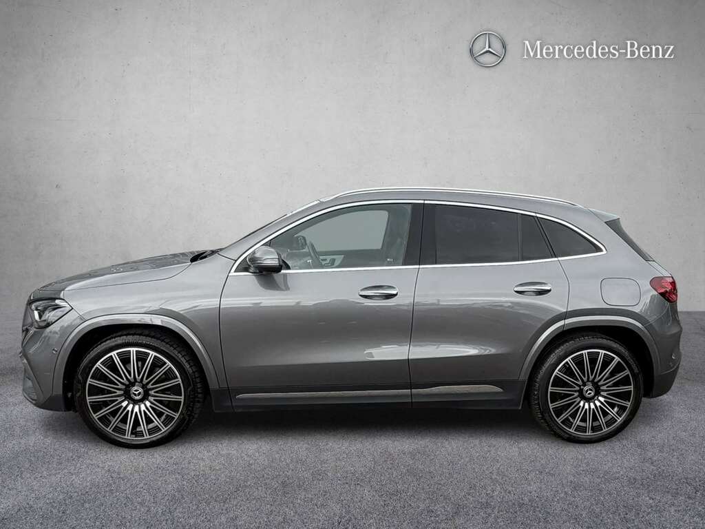 Mercedes-Benz GLA Class 220D 4Matic Amg Line Premium Plus 2024 KN74WFP Grey #3