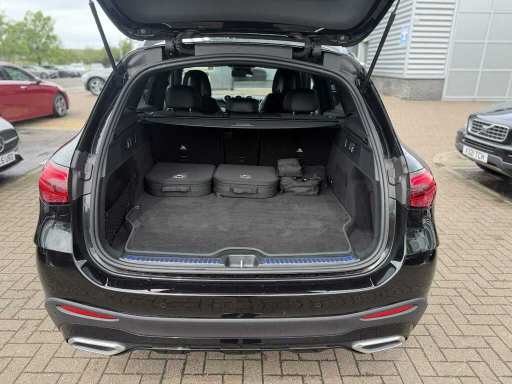 Mercedes-Benz GLC Class 300E 4Matic Urban Edition 9G-tronic 2025 YH75ZNP Black #6