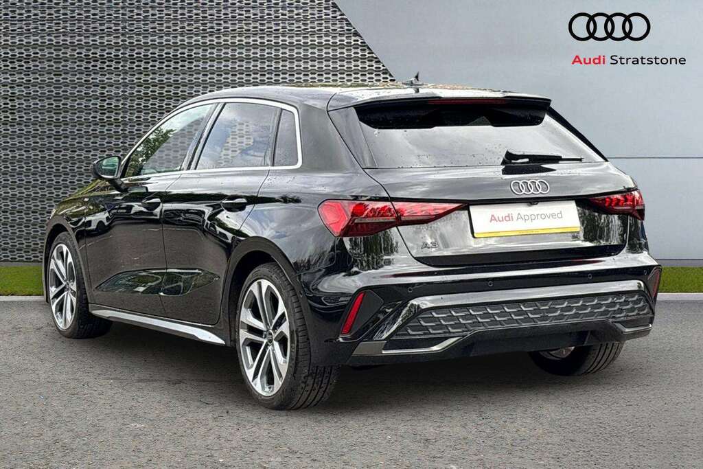 Audi A3 1.5 Tfsi 150 S Line S Tronic 2025 VK75KAU Black #3
