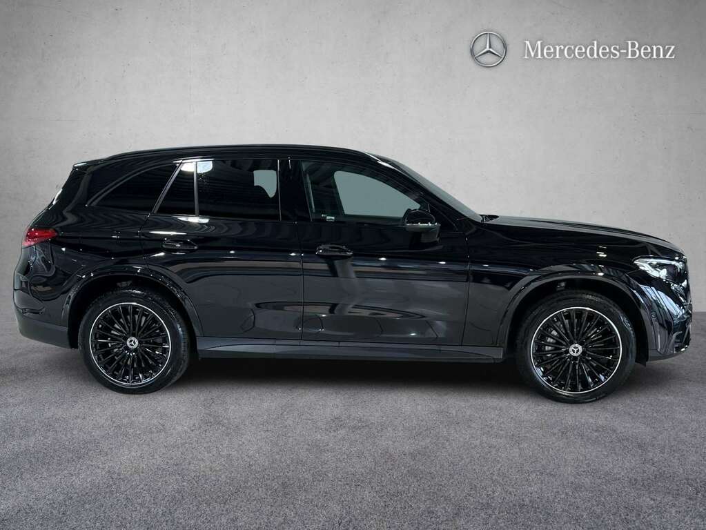 Mercedes-Benz GLC Class 300E 4Matic Urban Edition 9G-tronic 2025 SN75PMO Black #4