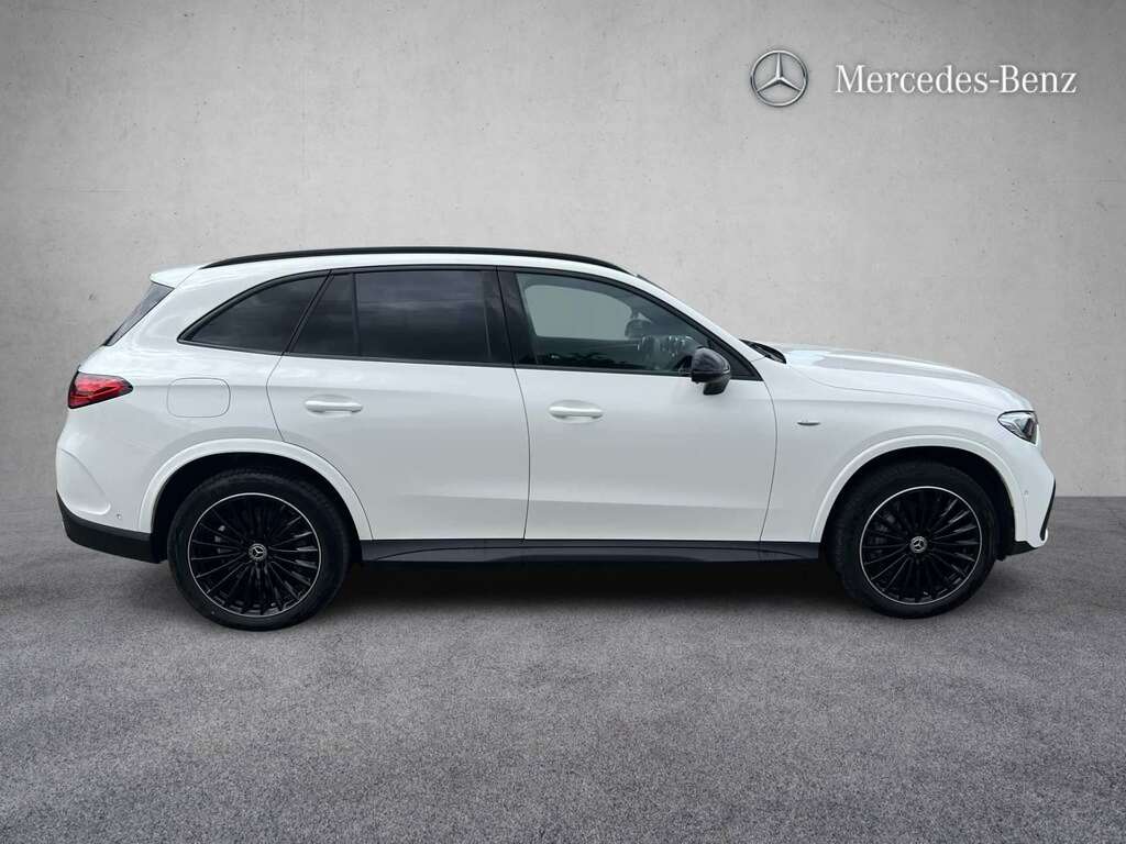 Mercedes-Benz GLC Class 300E 4Matic Urban Edition 9G-tronic 2025 YG75NJK White #4