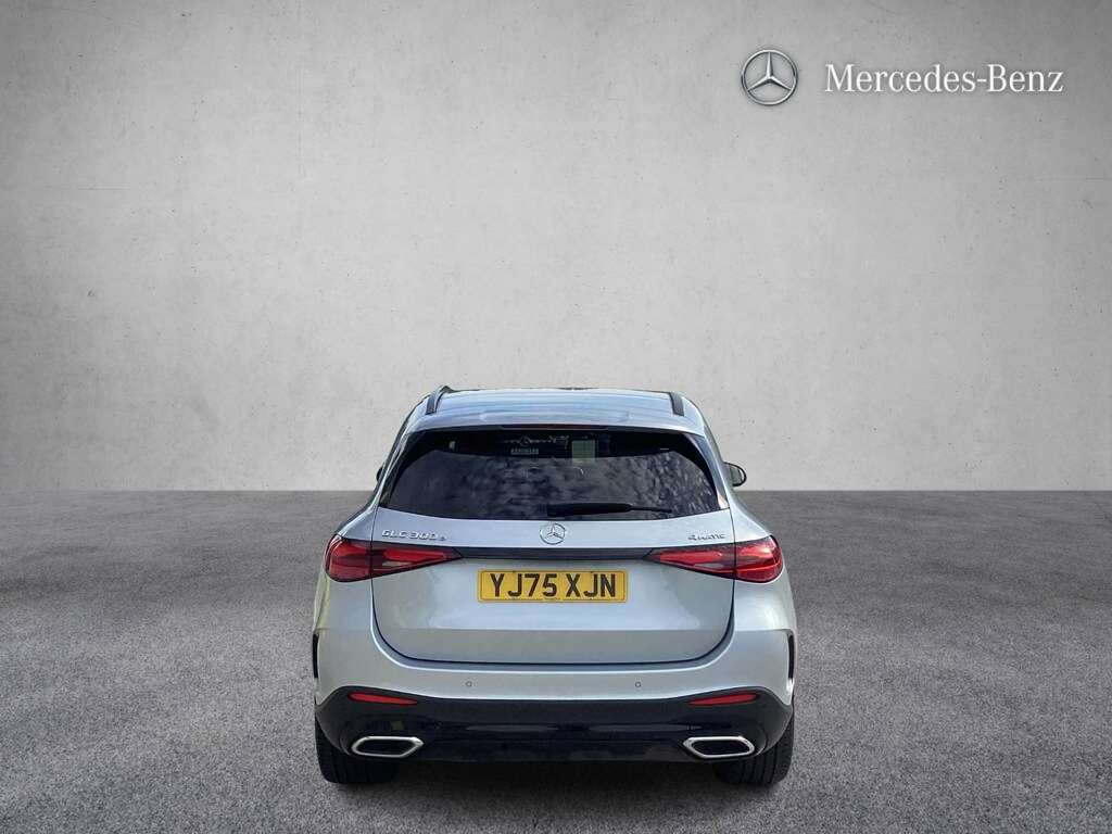 Mercedes-Benz GLC Class 300E 4Matic Urban Edition 9G-tronic 2025 YJ75XJN Silver #4