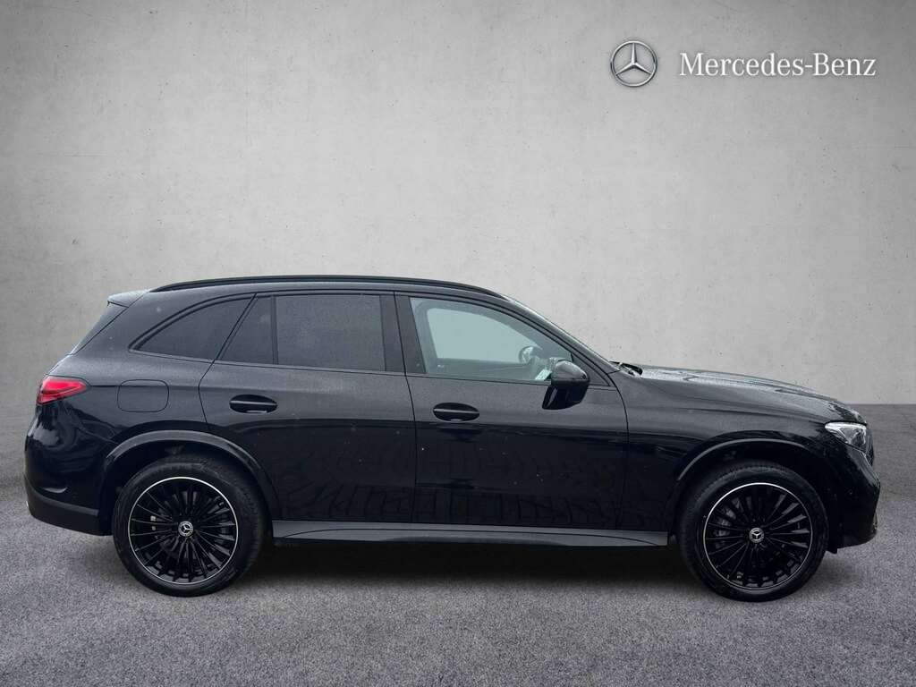 Mercedes-Benz GLC Class 300E 4Matic Urban Edition 9G-tronic 2025 YE75CJV Black #2