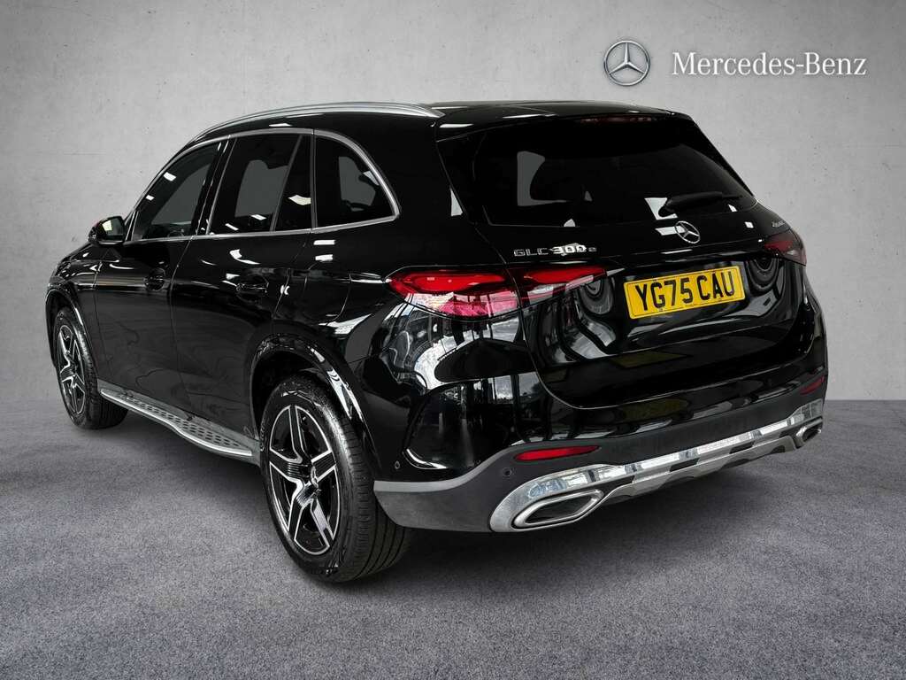 Mercedes-Benz GLC Class 300E 4Matic Amg Line 9G-tronic 2025 YG75CAU Black #4