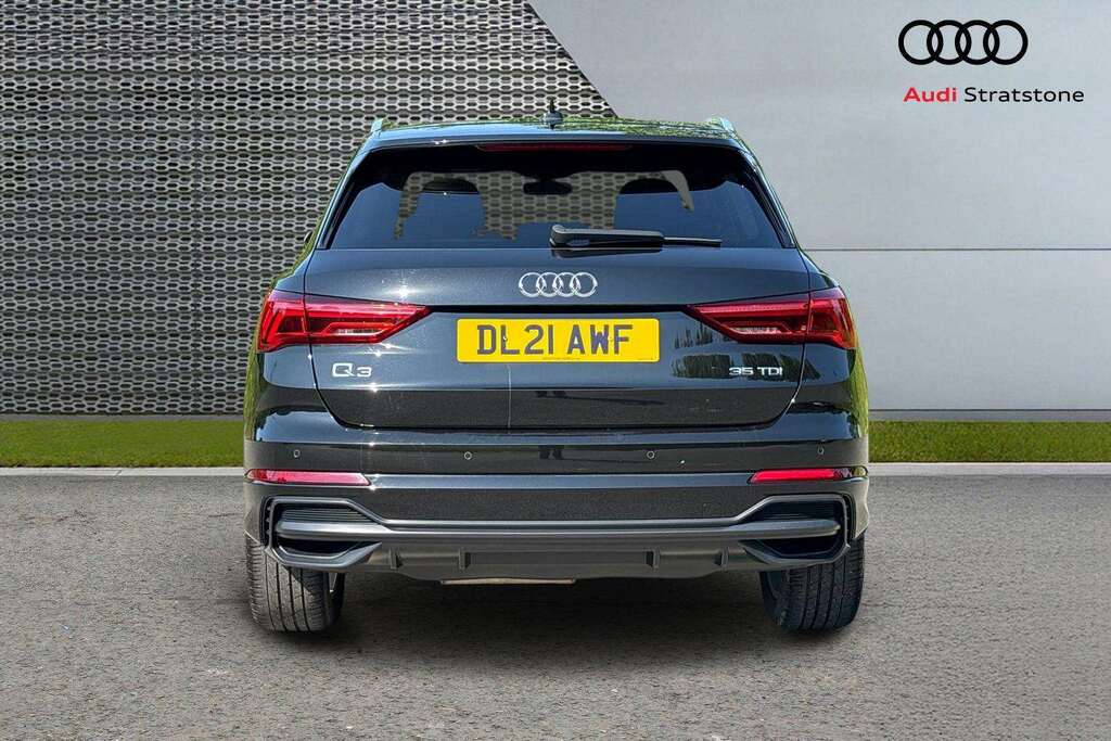Audi Q3 35 Tdi S Line 2021 Black #5