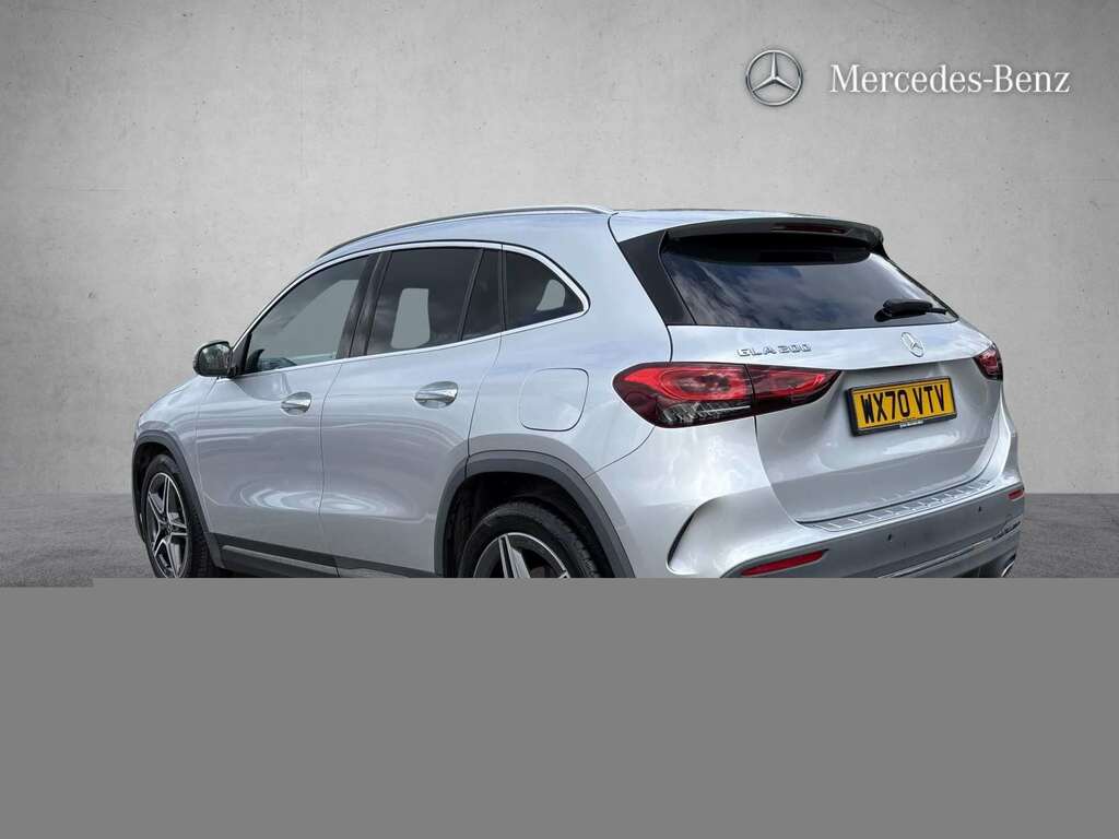 Mercedes-Benz GLA Class 200 Amg Line Premium Plus 2020 Silver #2