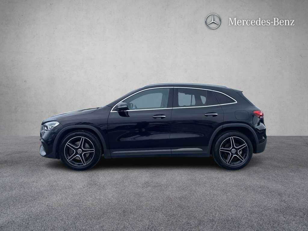 Mercedes-Benz GLA Class 200 Amg Line Premium 2023 KW72JVJ Black #4