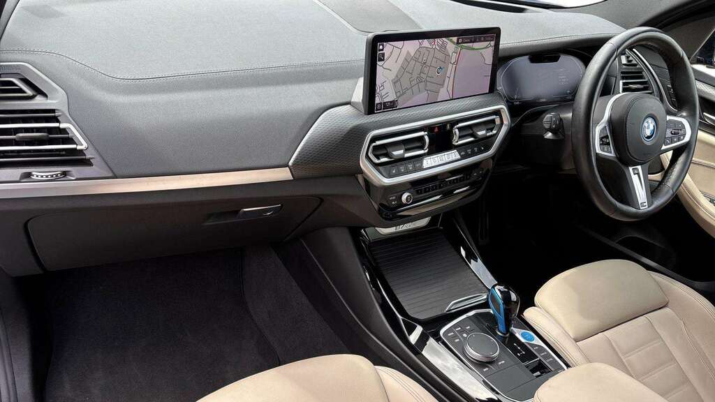 BMW iX3 210Kw M Sport Pro 80Kwh 2022 FD22VYT Blue #4