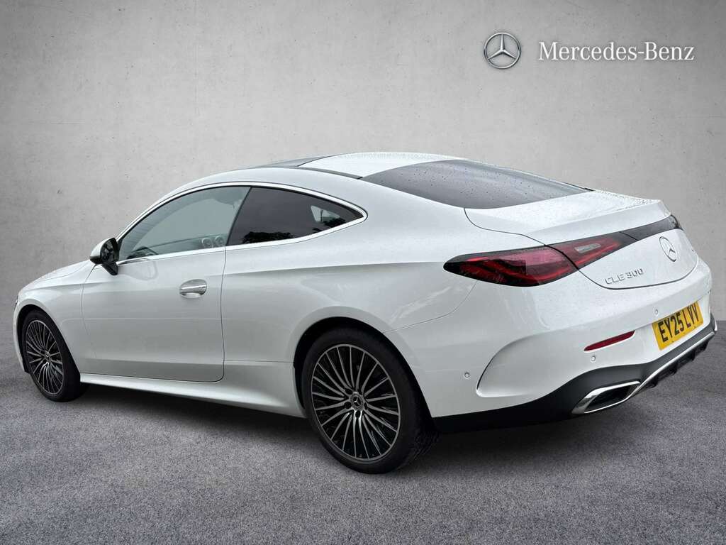 Mercedes-Benz CLE Class 300 4Matic Amg Line Premium 9G-tronic 2025 White #2