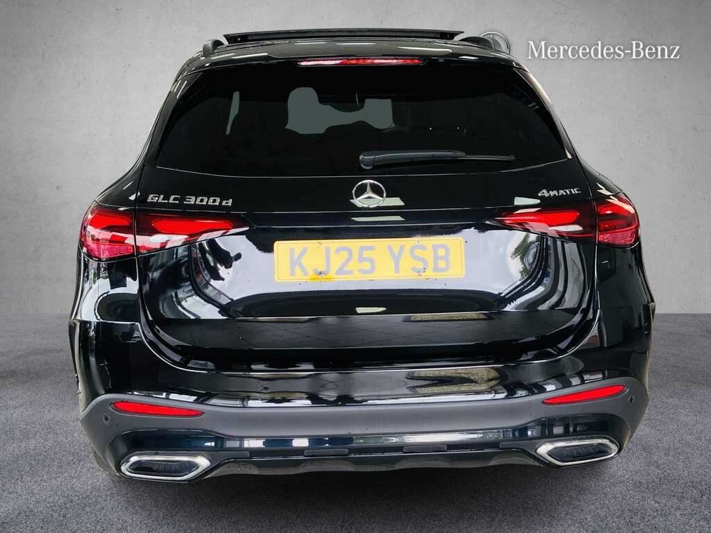 Mercedes-Benz GLC Class 300D 4Matic Amg Line Premium 9G-tronic 2025 Black