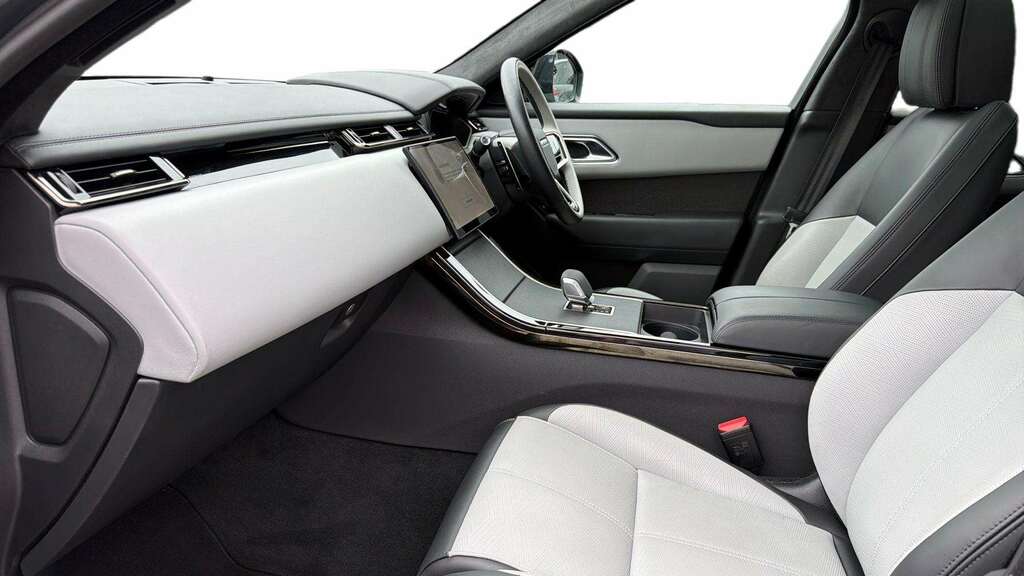 Land Rover Range Rover Velar 3.0 D300 Mhev Revised 202 Grey
