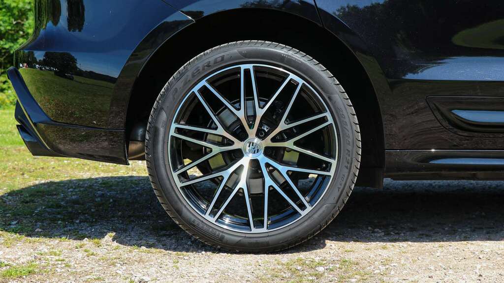 Porsche Macan S 2026 2026 MX26YNF Black #6