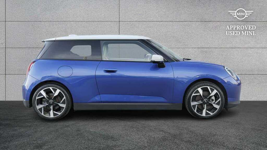 Mini Hatch 160Kw Se Exclusive Level 3 54Kwh 2024 AK74OFD Blue #3